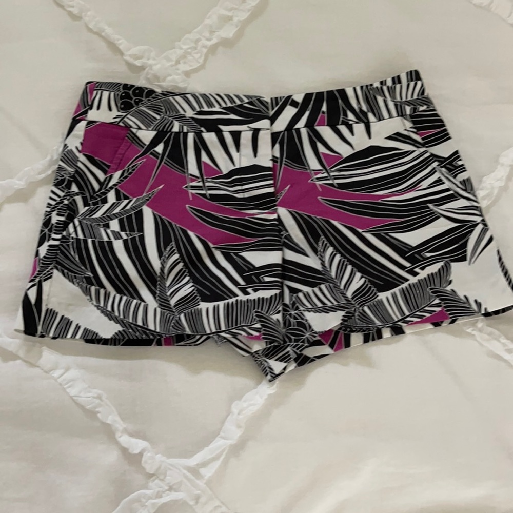Trina Turk printed shorts size 0